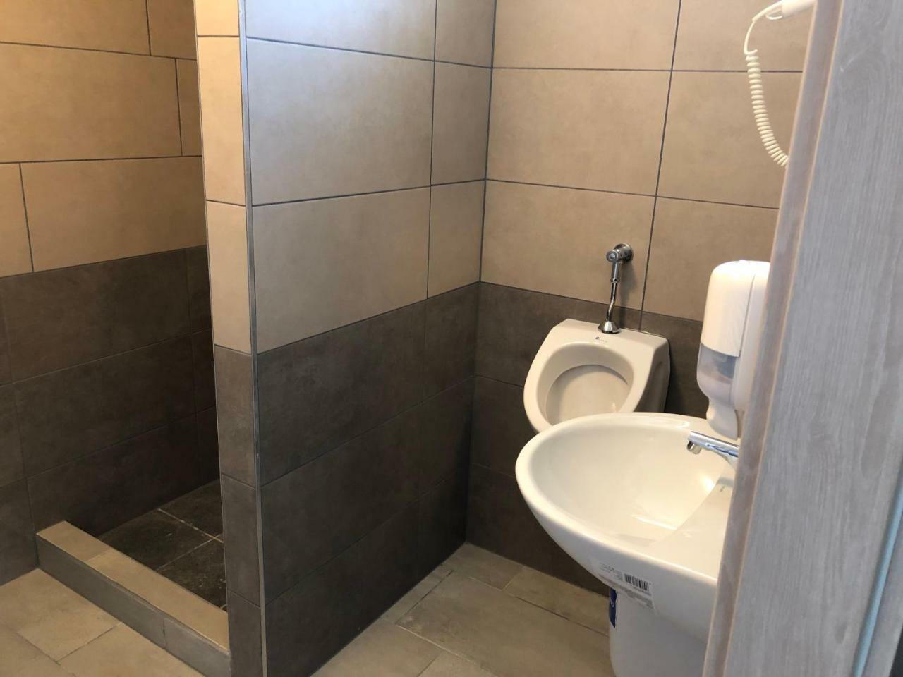 Juno Apartman Vendeghaz Мішкольц Екстер'єр фото